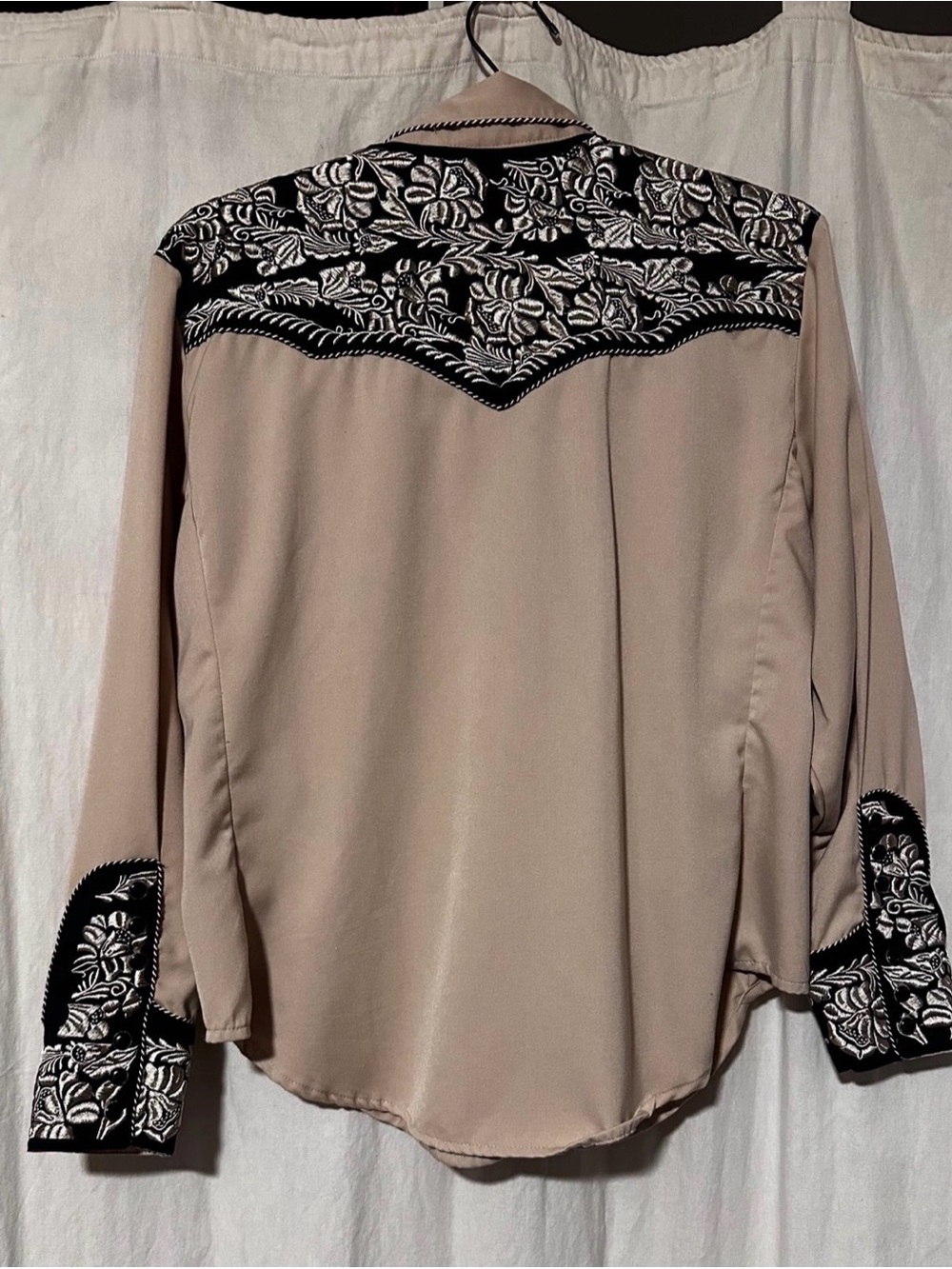 Scully Cream Western-Style Embroidered Button-Up Top - Picture 3 of 5